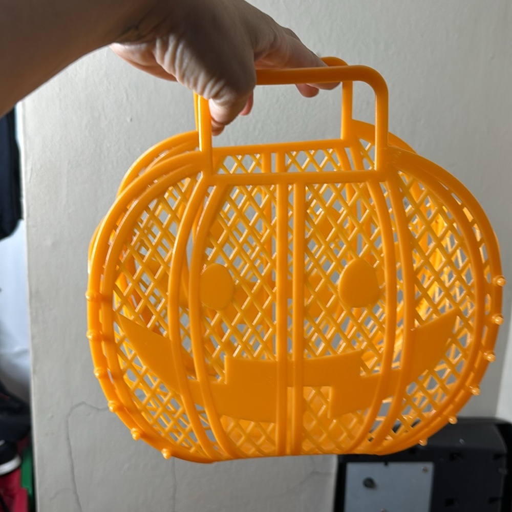 - ✨ NEW 🎃 2023 Target Bullseye Playground Orange Pumpkin Jelly Basket - Picture 6 of 6